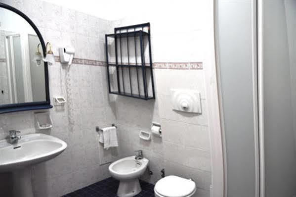 Hotel Baia Delle Sirene Марина ди Камерота Екстериор снимка